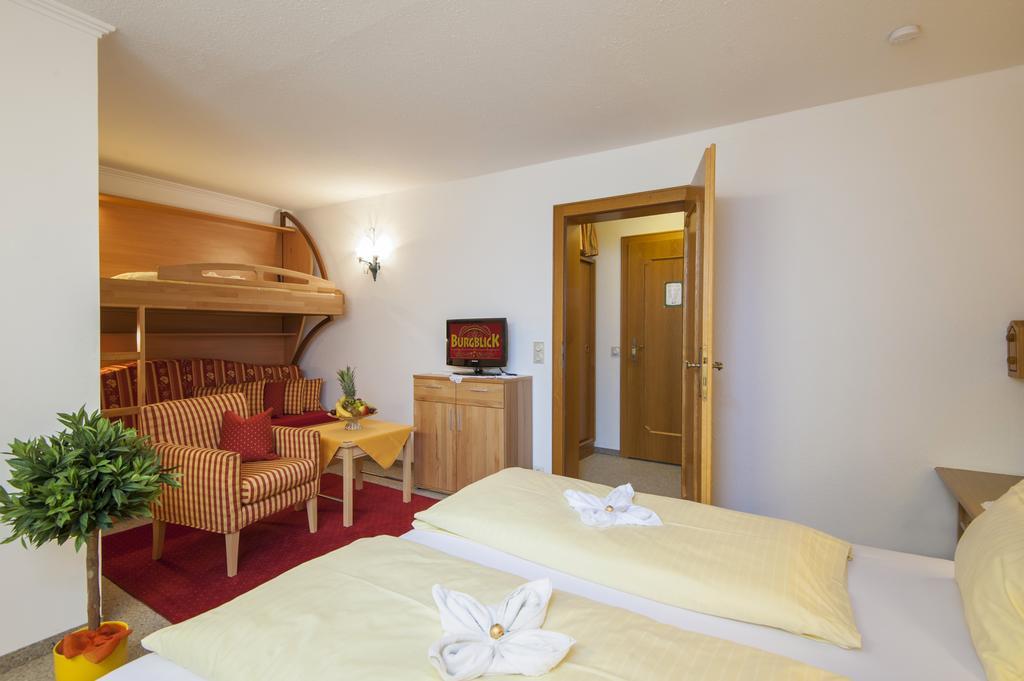 Hotel-Restaurant Burgblick Dorfgastein Oda fotoğraf